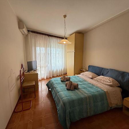 Wh - Appartamento Siccardi In Zona Residenziale Con Posto Auto San Remo Extérieur photo